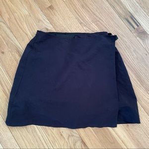 Canari black faux wrap padded cycling skort L